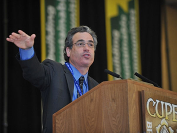 Spring 2015 news thumbnail